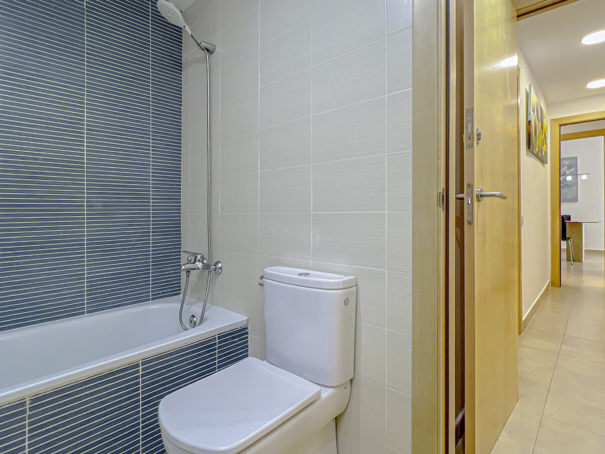 Appartement 5 pers. à Fenals, terrasse, piscine et plages - Photo 27