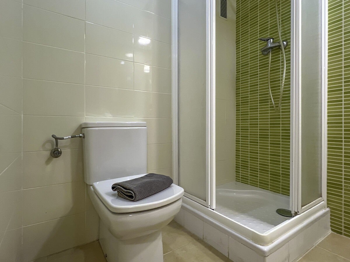 Appartement 5 pers. à Fenals, terrasse, piscine et plages - Photo 32