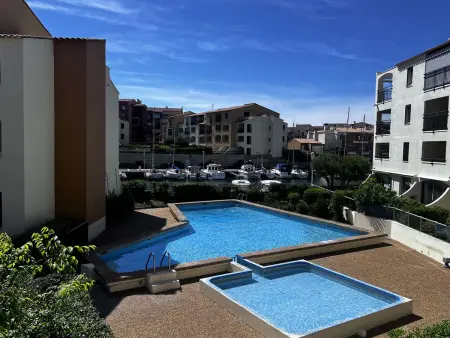 Location appartement à Cap d'Agde, Studio Cabine + Alcôve, 4 Couchages, Animaux admis