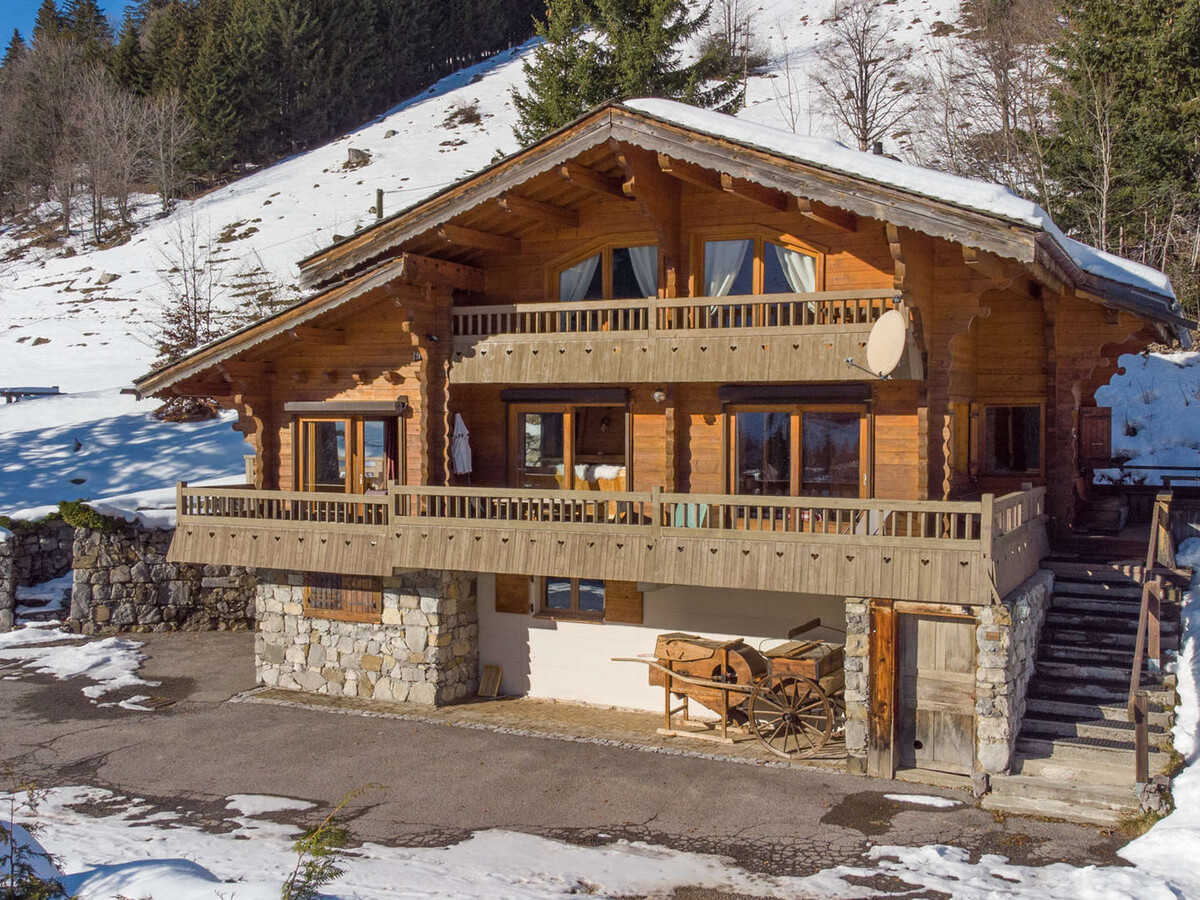 Chalet 116 m² 9 pers La Clusaz, garage + parking - Photo 1