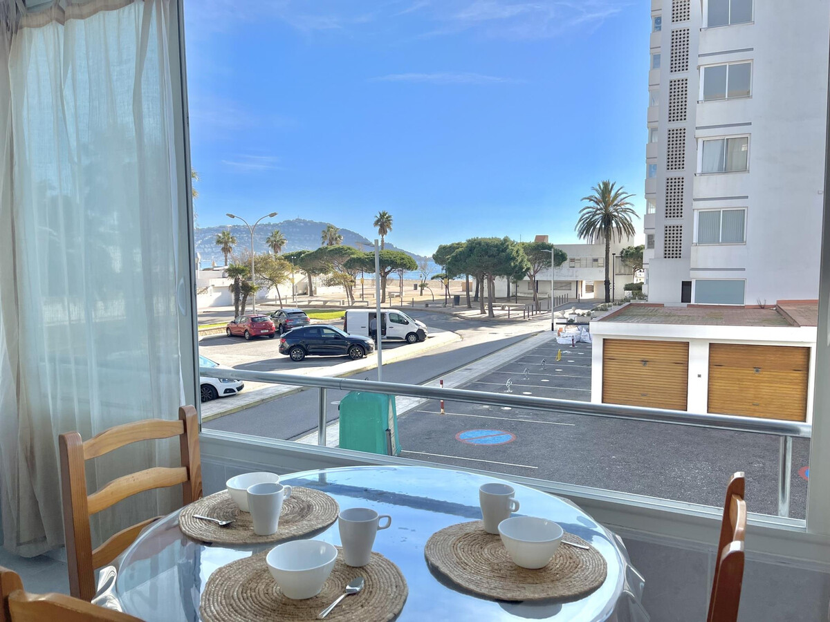 Appart 100m de la plage à Roses, terrasse vue mer - Photo 1