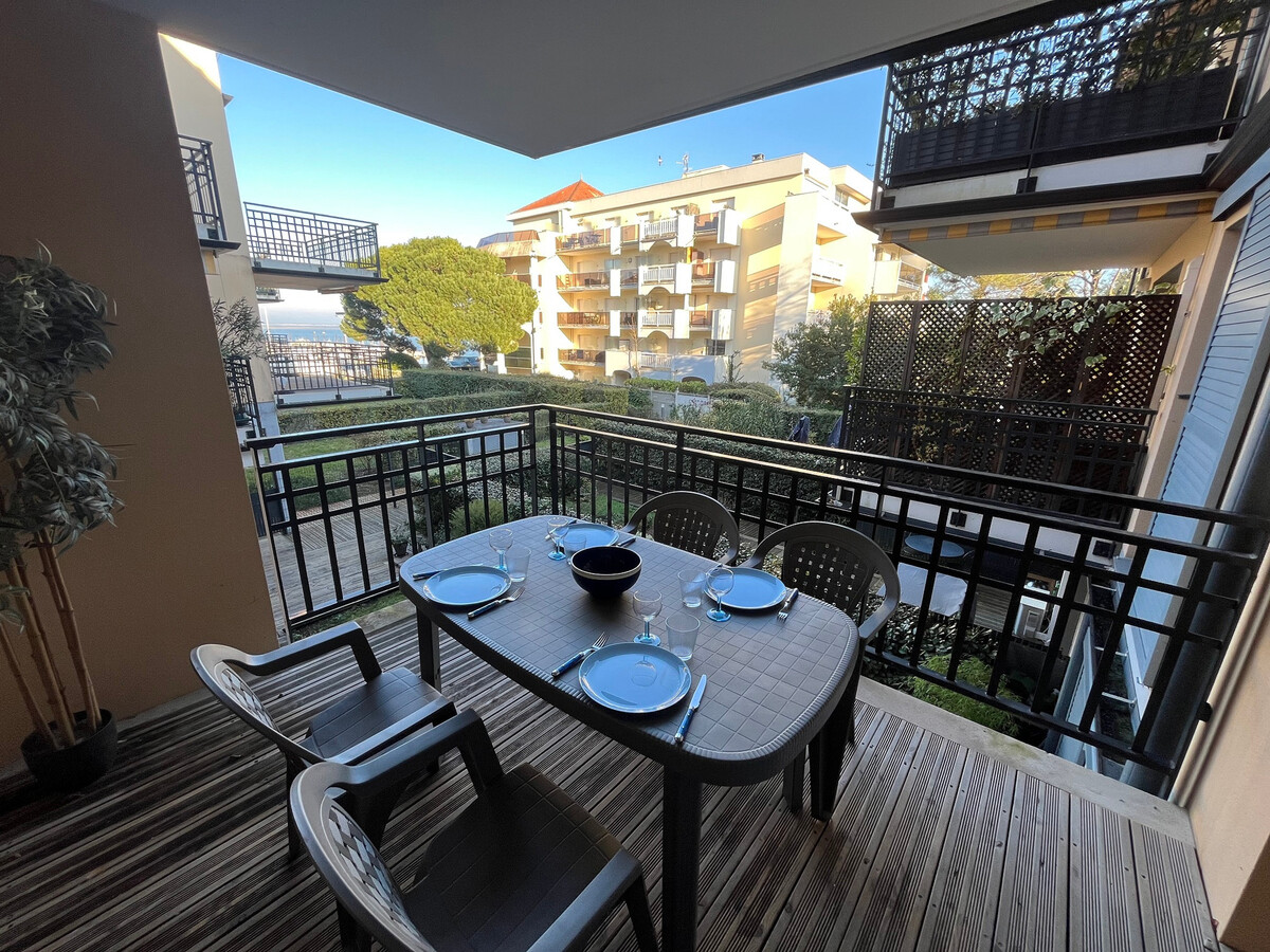 T3 Arcachon avec terrasse vue bassin et parking sécurisé - Photo 1