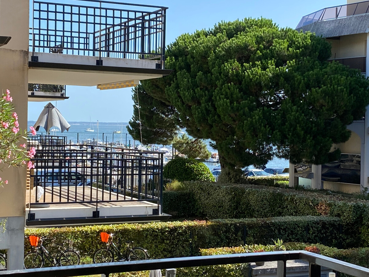 T3 Arcachon avec terrasse vue bassin et parking sécurisé - Photo 5