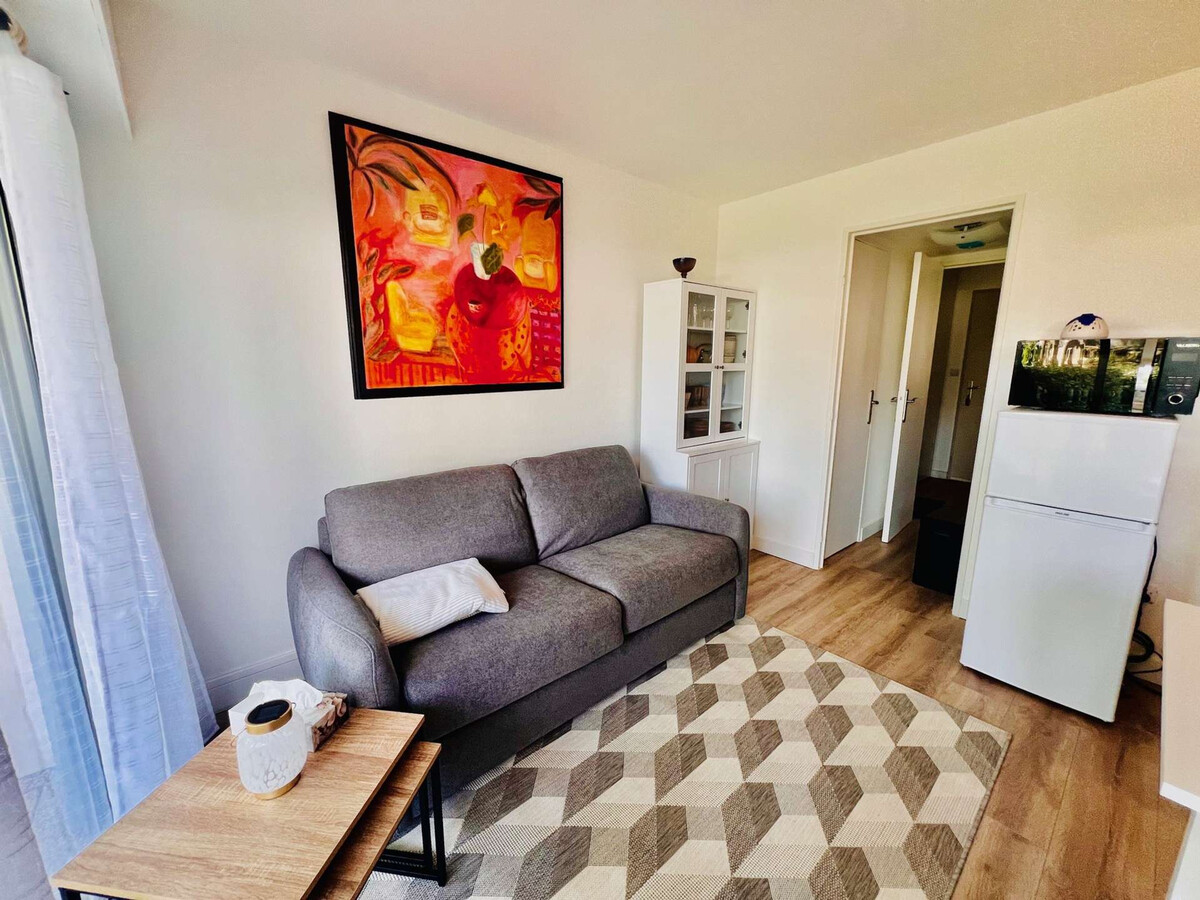Studio 25m² à 50m de la plage, terrasse sud-est - Photo 5