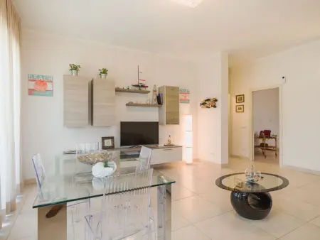 White Home - Appartement 3 pièces avec jardin 100 m² : photo 4
