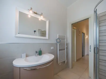 White Home - Appartement 3 pièces avec jardin 100 m² : photo 16