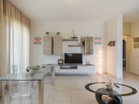White Home - Appartement 3 pièces avec jardin 100 m² : photo 25