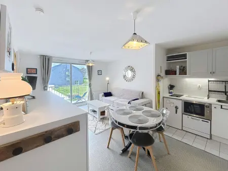 Appart 1 chambre avec balcon vue mer à Jullouville : photo 3