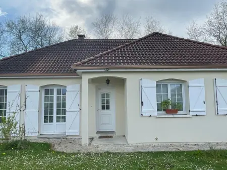 Gîte 6 pers. Rosières-prés-Troyes, jardin clos & animaux OK : photo 2