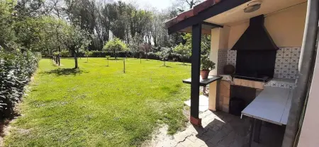Chalet familial avec piscine partagée et jardin clôturé à Laurède : photo 10