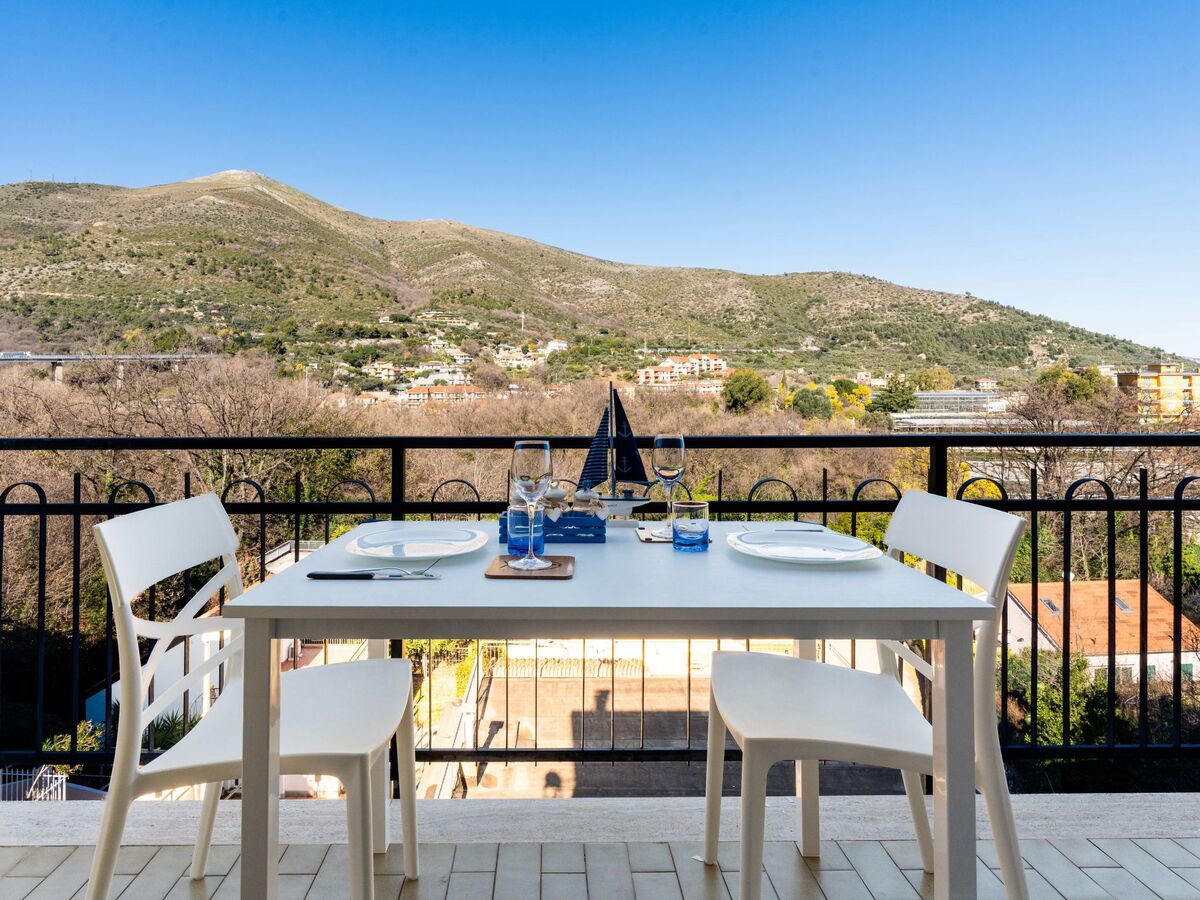 Tra le onde – Studio rénové 2025, balcon vue montagne - Photo 1
