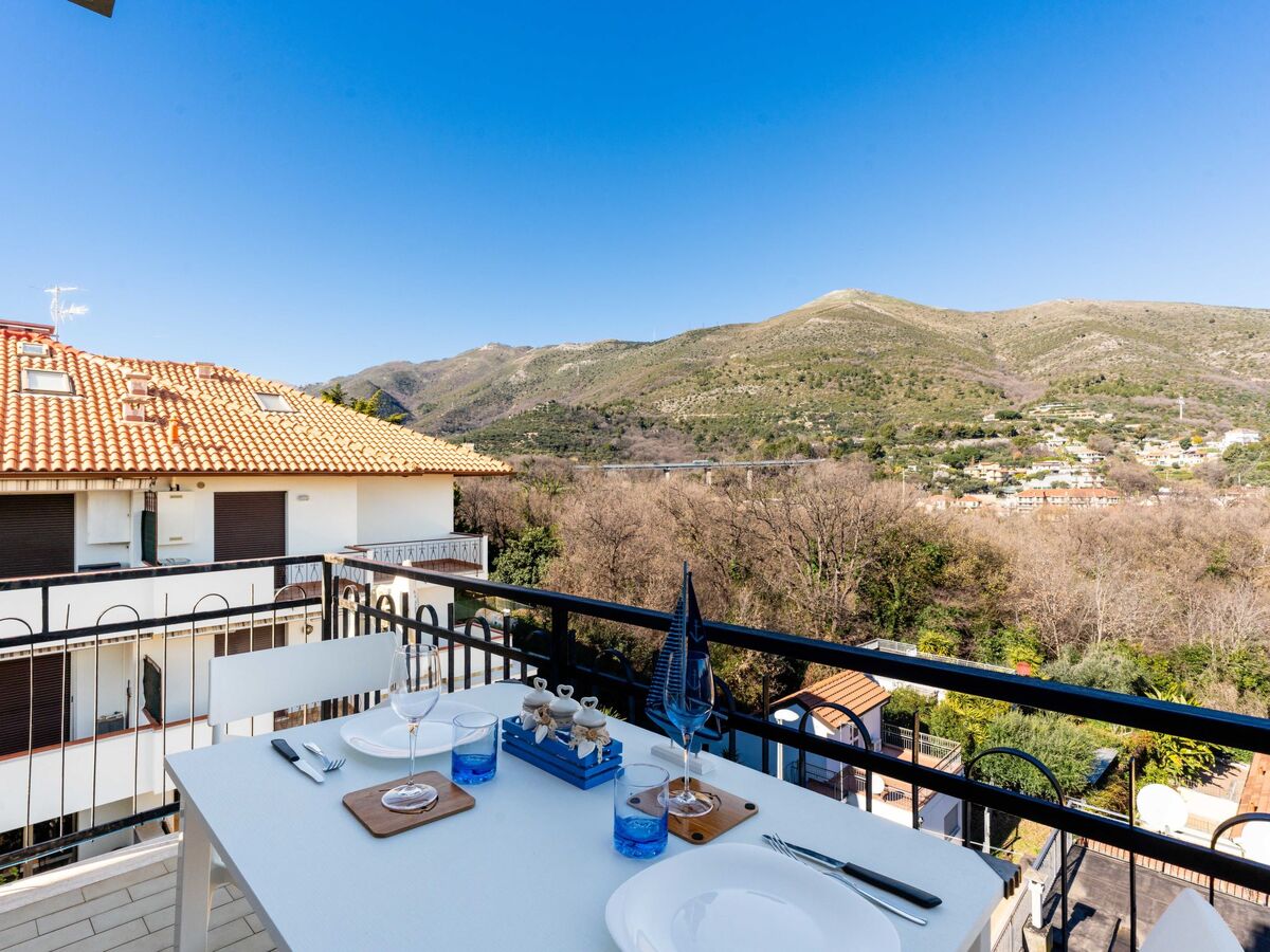 Tra le onde – Studio rénové 2025, balcon vue montagne - Photo 4