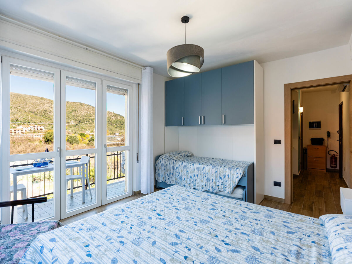 Tra le onde – Studio rénové 2025, balcon vue montagne - Photo 5