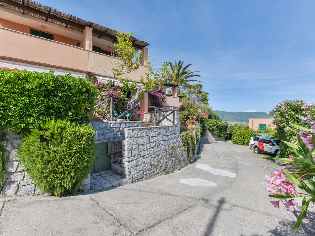 Sunny House, maison 3 niveaux vue mer à Marina di Campo - Photo 4