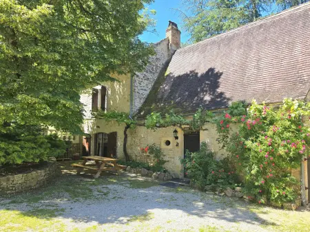 Gîte en pierre 6 pers. avec piscine à Berbiguières : photo 2