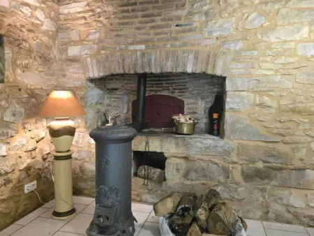 Gîte en pierre 6 pers. avec piscine à Berbiguières : photo 7