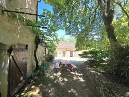 Gîte en pierre 6 pers. avec piscine à Berbiguières : photo 24
