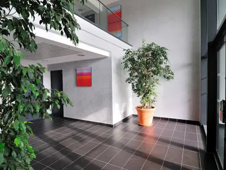 Appartement T2 avec Clim, WIFI, Terrasse et Garage à 200m Plage - Photo 1