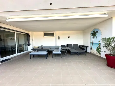 Appartement T2 avec Clim, WIFI, Terrasse et Garage à 200m Plage - Photo 3