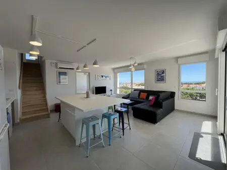 Location appartement à Port Leucate, Duplex de Standing pour 7 Pers. avec Terrasse et Parking à 500m de la Plage