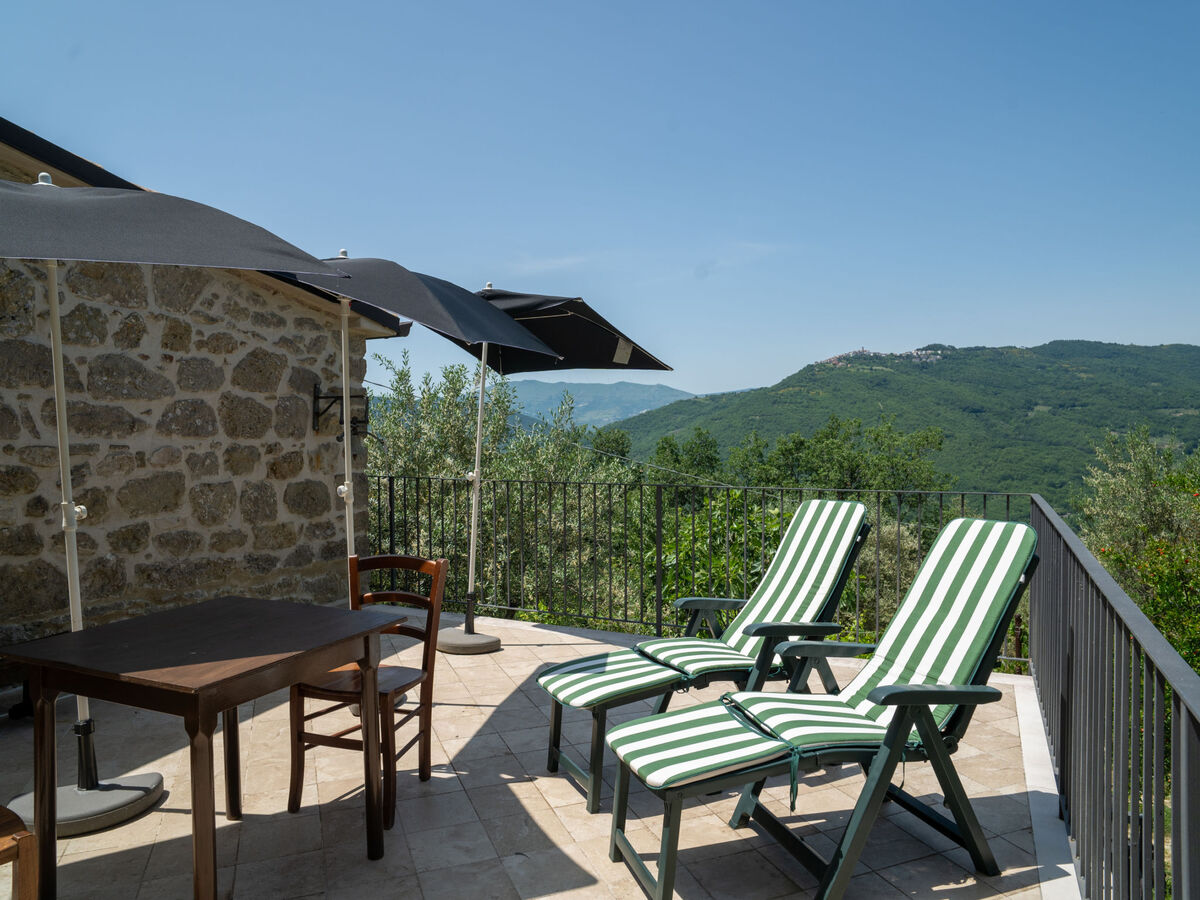 Gîte Nonna Gemma – Forêt et jardin près de Palmoli - Photo 2