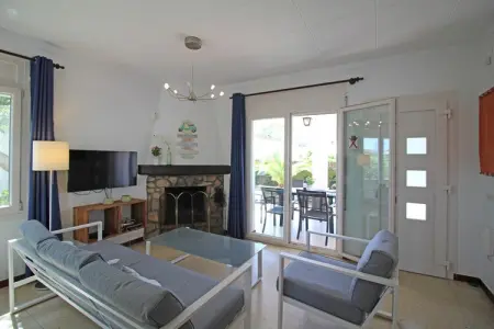 0119-MONTSENY 99, Villa à Empuriabrava près de la Plage - Photo 5