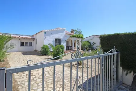 0119-MONTSENY 99, Villa à Empuriabrava près de la Plage - Photo 31