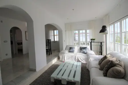 Villa 3 chambres à 150 m de la plage, Empuriabrava : photo 6