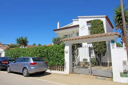 Villa 3 chambres à 150 m de la plage, Empuriabrava : photo 31
