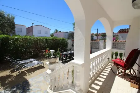 Villa 3 chambres à 150 m de la plage, Empuriabrava : photo 32