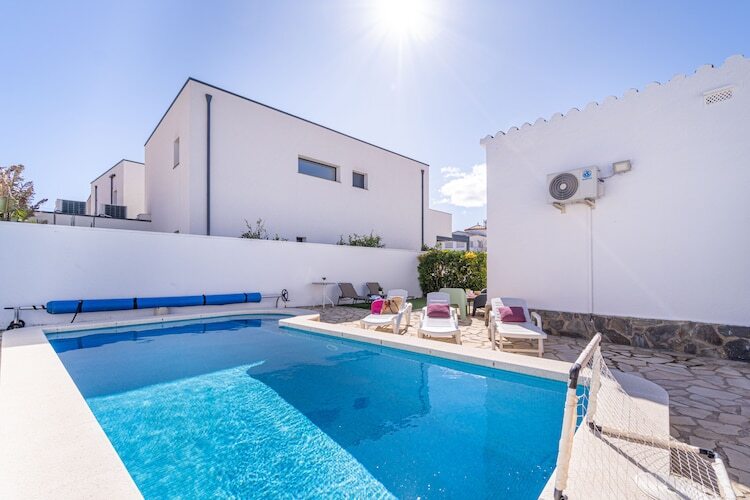 Villa 4 chambres piscine privée à Empuriabrava - Photo 11