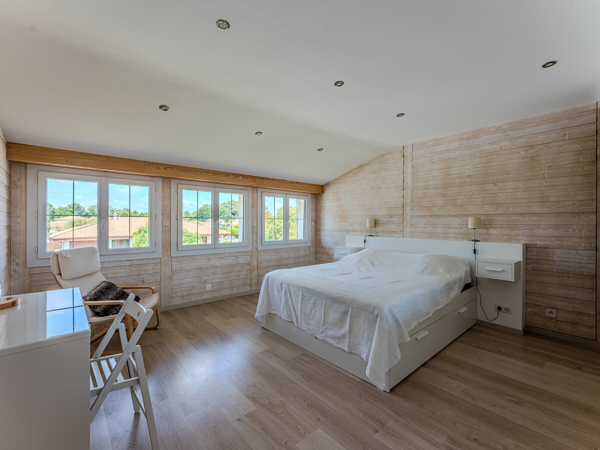 Maison 5 chambres, piscine privée à Biscarrosse - Photo 10