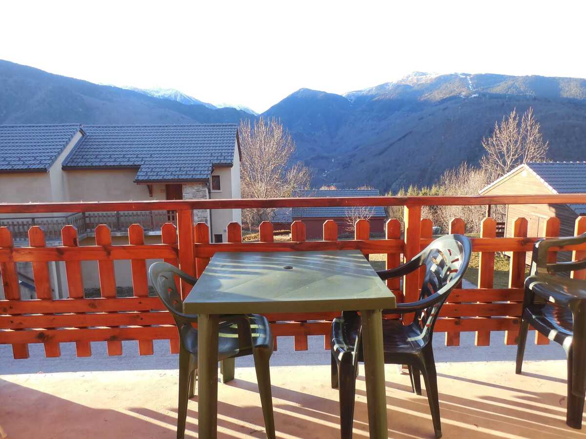Appartement 31 m² vue montagne à Ignaux, piscine été - Photo 4