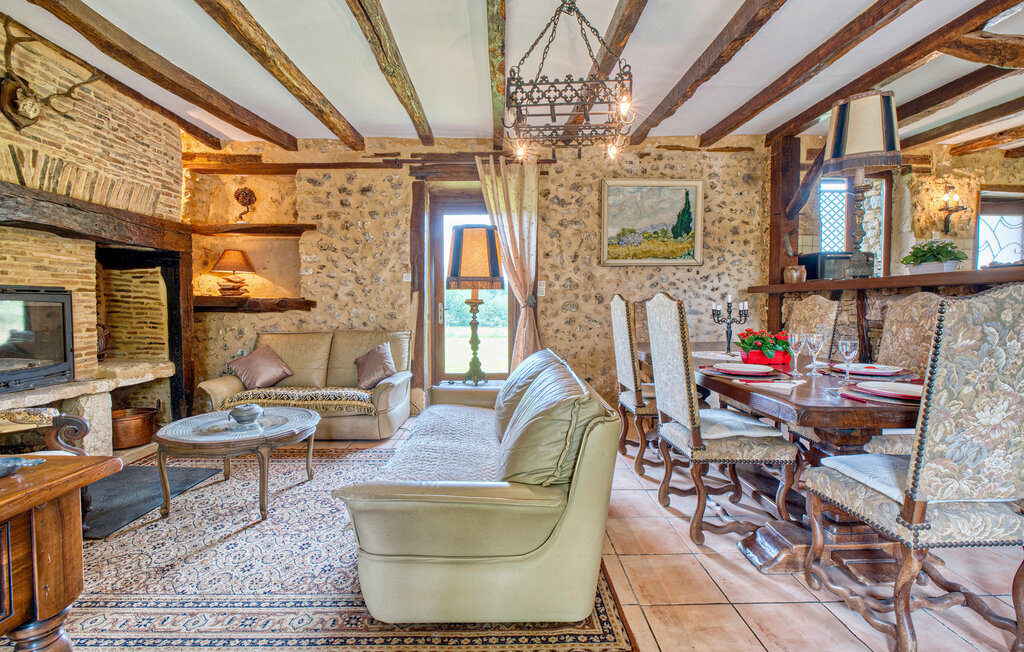 Charmante Maison avec piscine, Maison 6 personnes à Lacropte - Photo 4