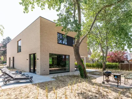 Location villa à Sint Idesbald, Villa de luxe au calme près de la mer
