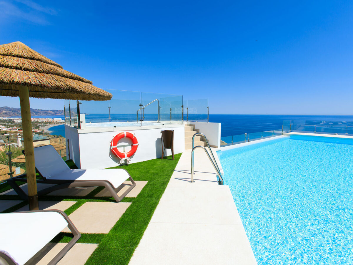 Apt Collection View Free Spa & Padel à Nerja - Photo 43