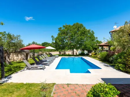 Maison Ive - 5 chambres, piscine privée près de Pula : photo 9