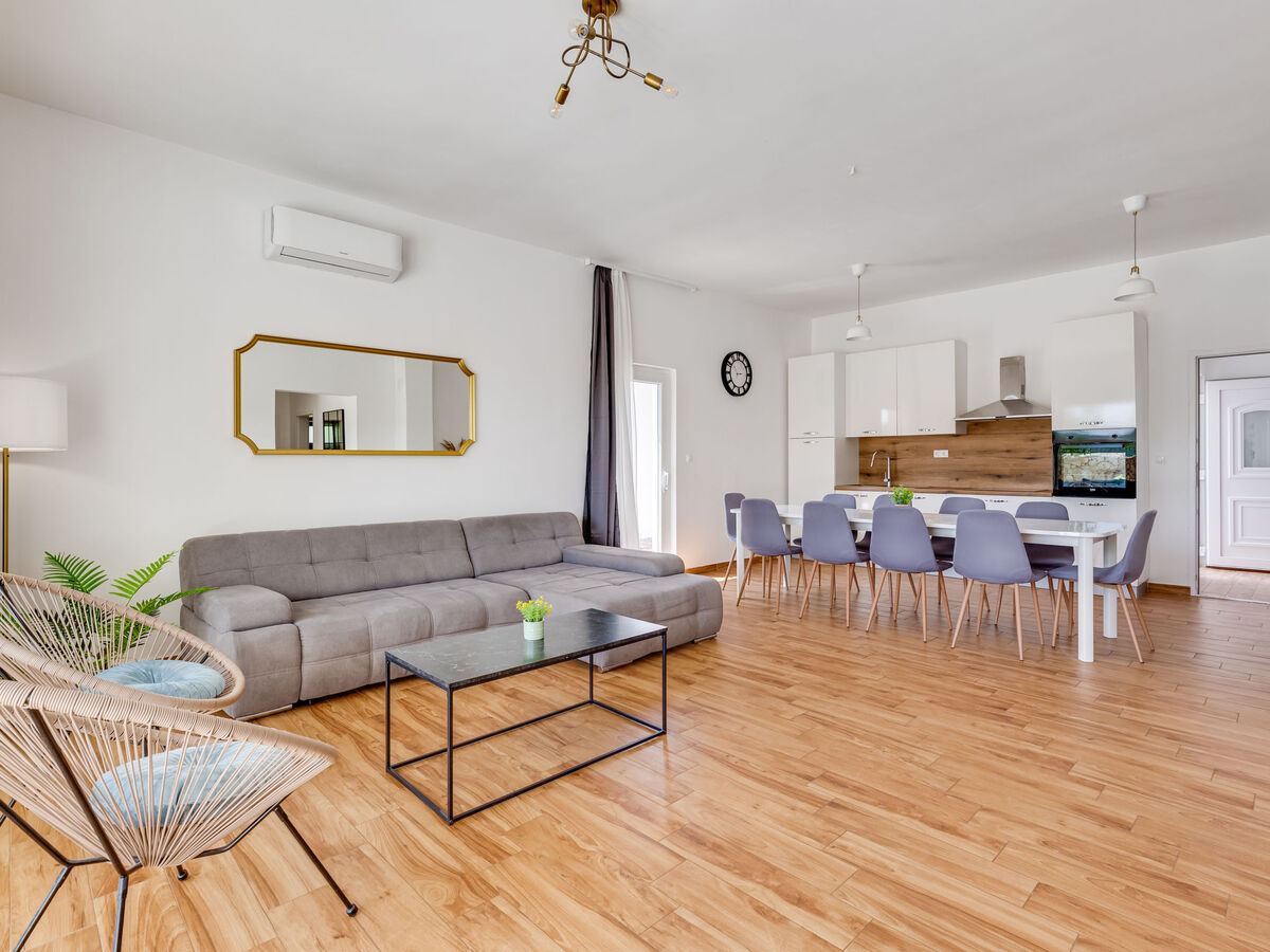 Vujuša, maison 4 chambres avec piscine privée - Photo 7