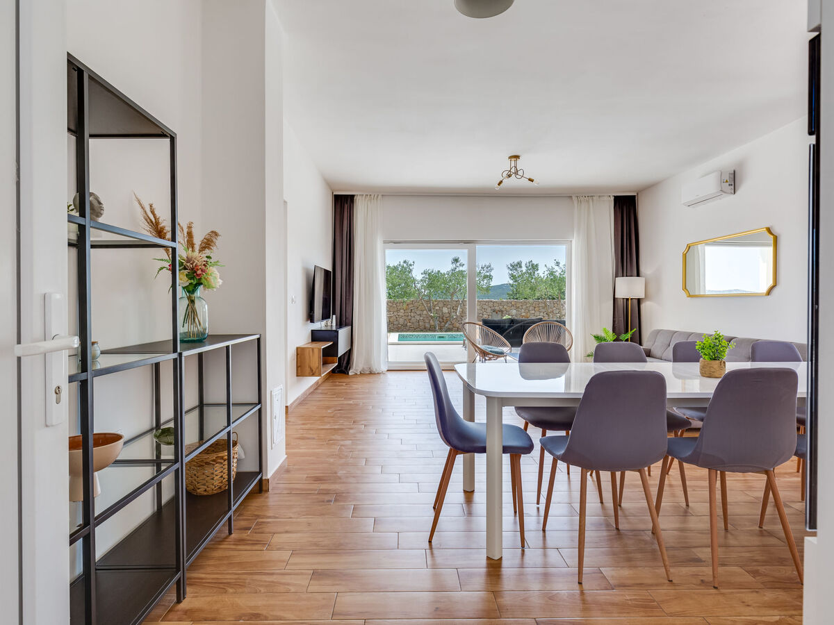 Vujuša, maison 4 chambres avec piscine privée - Photo 11
