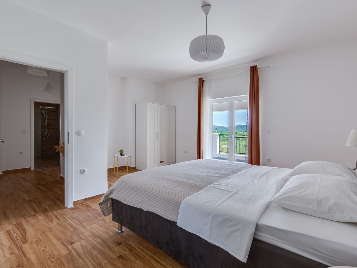 Vujuša, maison 4 chambres avec piscine privée - Photo 22