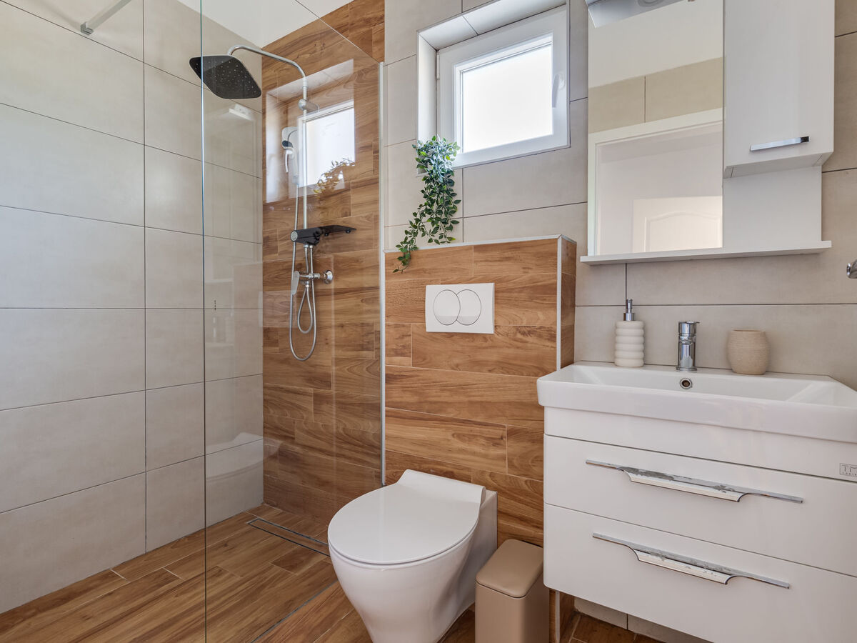Vujuša, maison 4 chambres avec piscine privée - Photo 36