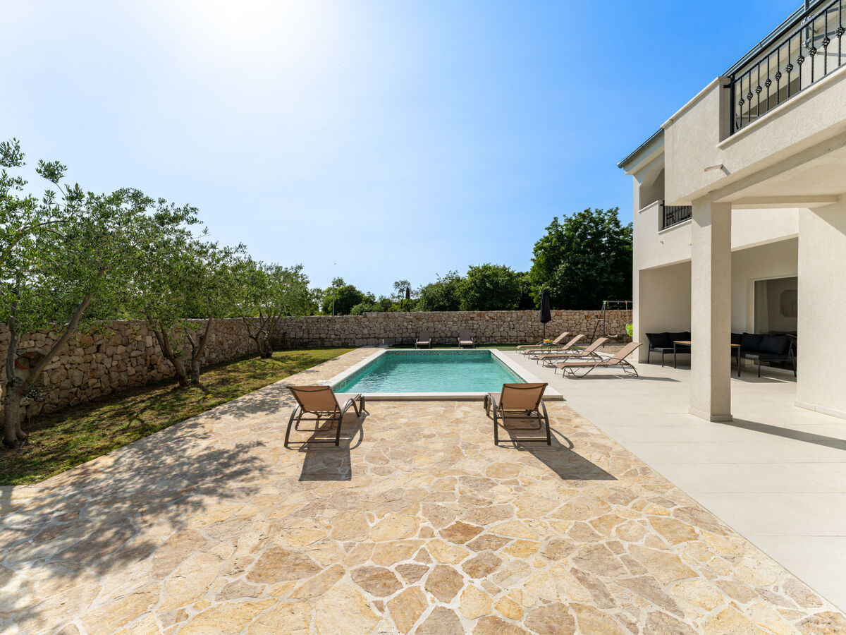 Vujuša, maison 4 chambres avec piscine privée - Photo 41