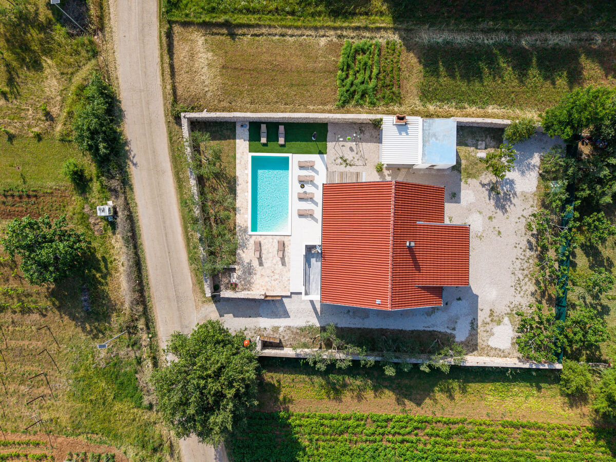 Vujuša, maison 4 chambres avec piscine privée - Photo 43