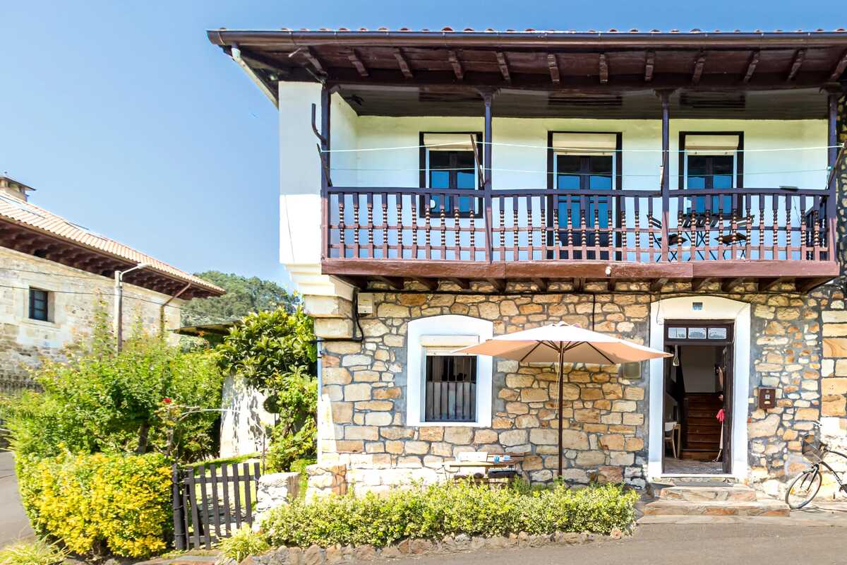 Maison 200 m² Cantabria : 3 chambres, terrasse, parking - Photo 2