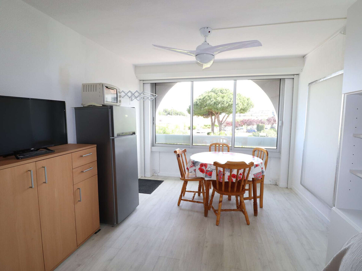 Studio cabine 4 pers avec parking à Le Grau-du-Roi - Photo 8
