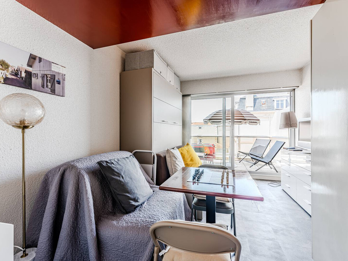 Studio rénové, balcon ouest, plage au pied à Arcachon - Photo 2