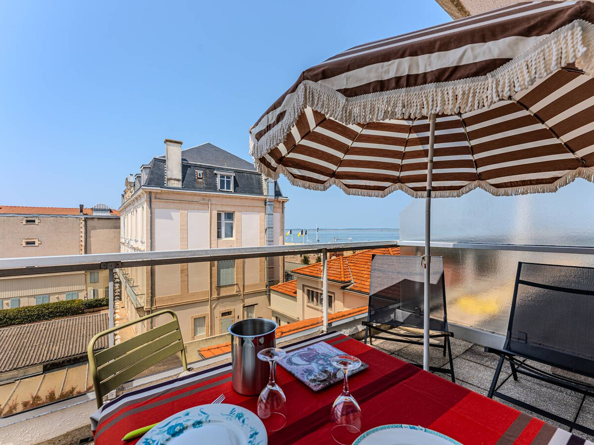 Studio rénové, balcon ouest, plage au pied à Arcachon - Photo 7