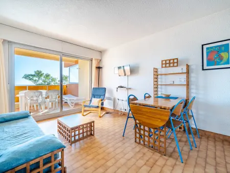 Location appartement à Roquebrune Cap Martin, Studio pour 4 avec Wi-Fi et vue mer