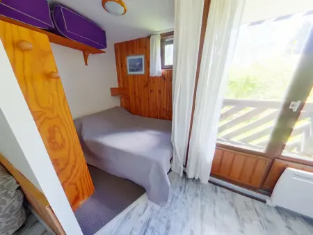 Studio 24 m² lumineux avec loggia aux Rousses : photo 4