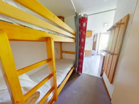 Studio 24 m² lumineux avec loggia aux Rousses : photo 5